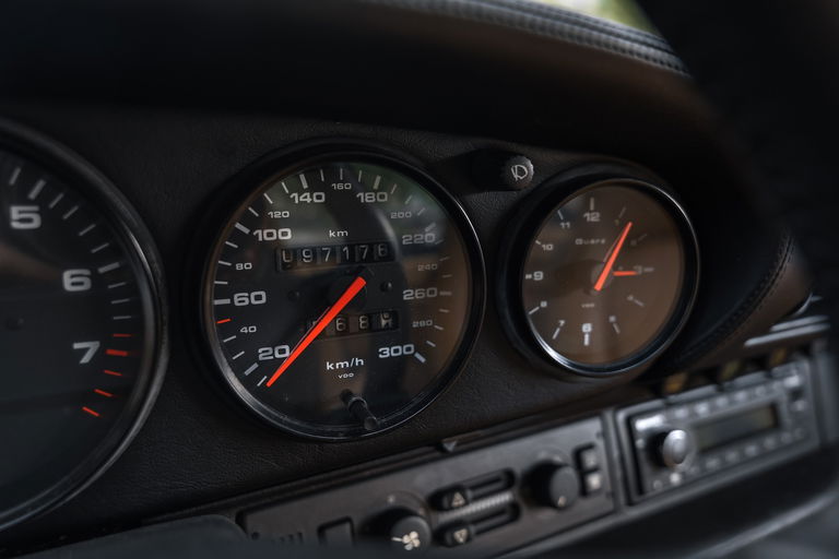 Porsche 964 Carrera 4 WTL