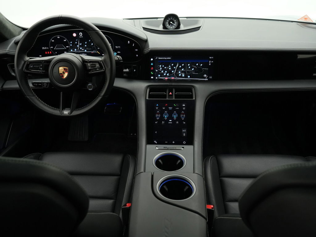 Porsche Taycan Turbo S Sport Turismo