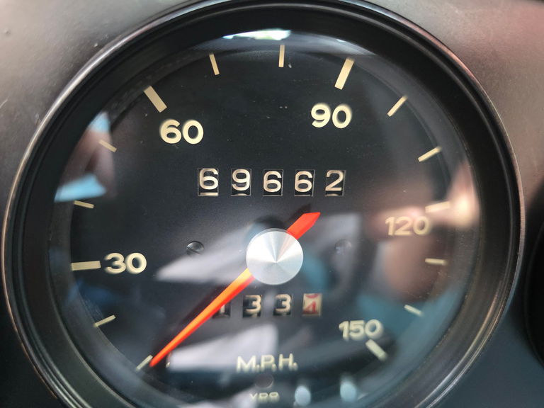 Porsche 911 S (F-Modell)