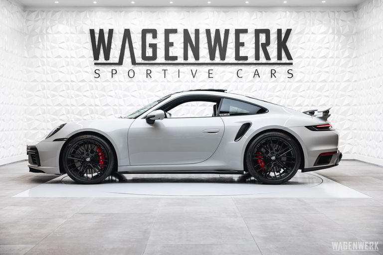 Porsche 992 Turbo