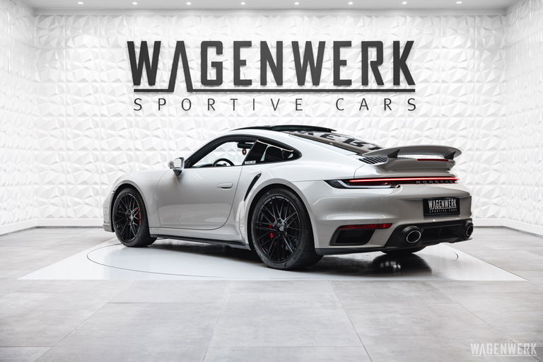 Porsche 992 Turbo