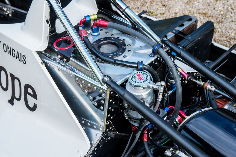 Interscope „Indy“