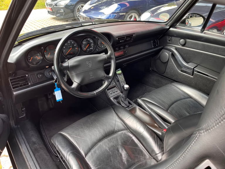 Porsche 993 Carrera 4