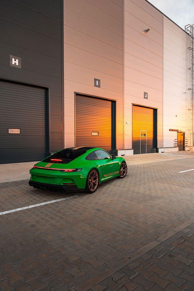 Porsche 992 GT3 Touring