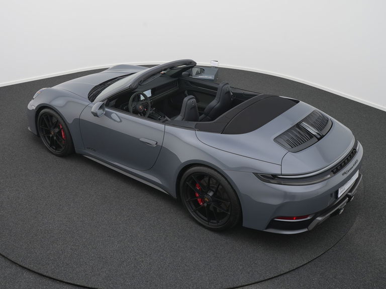 Porsche 992.2 Carrera 4 GTS