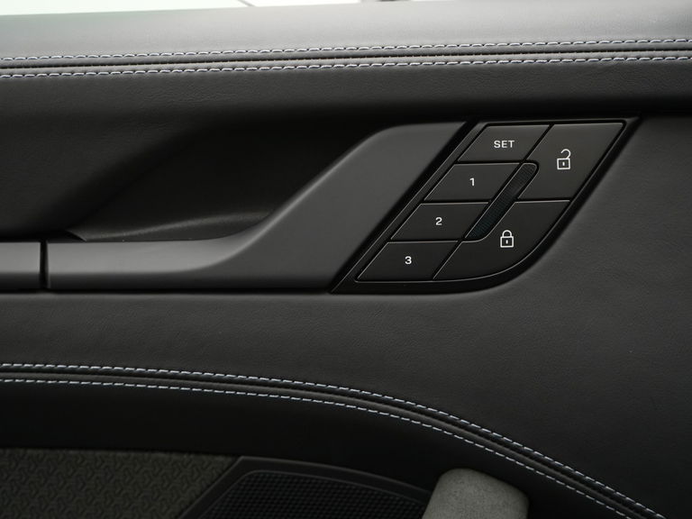 Porsche 992.2 Carrera 4 GTS