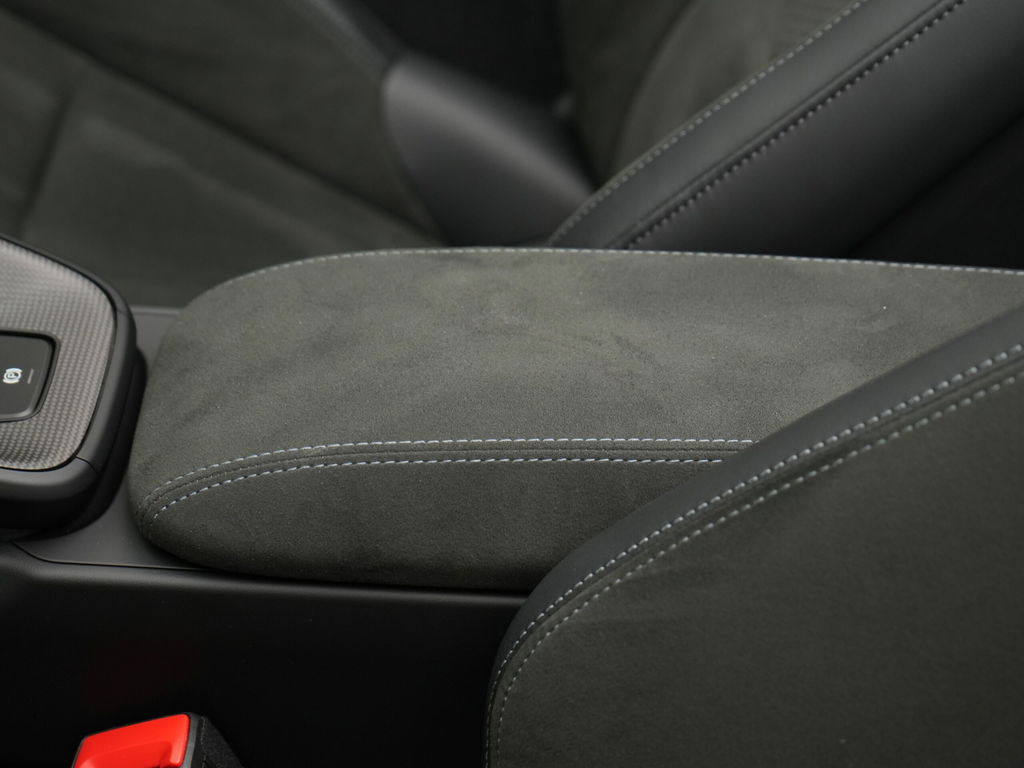 Porsche 992.2 Carrera 4 GTS