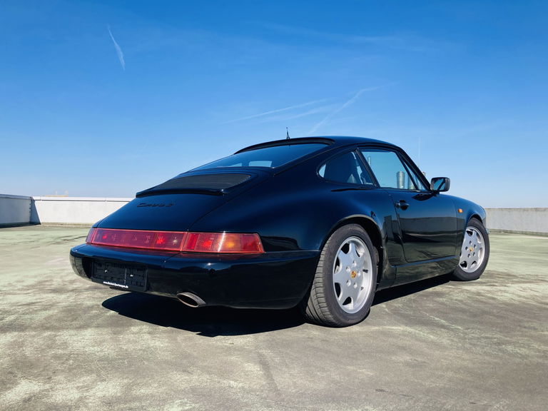 Porsche 964 Carrera 4