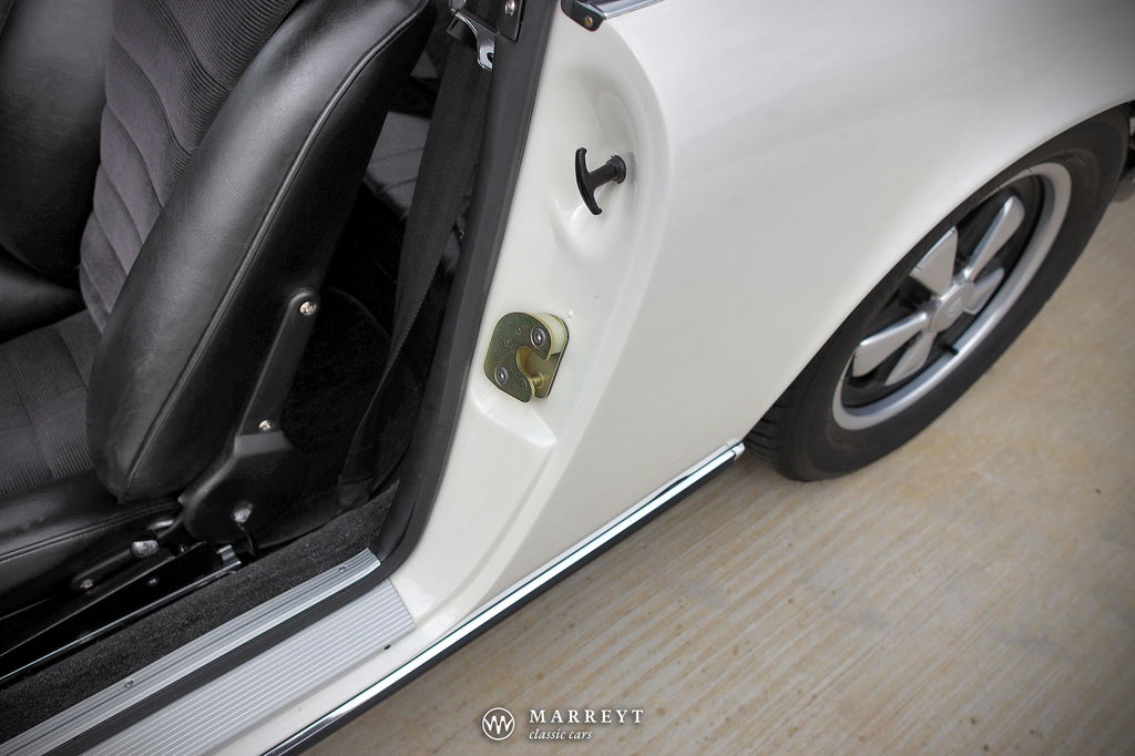 Porsche 911 S (F-Modell)