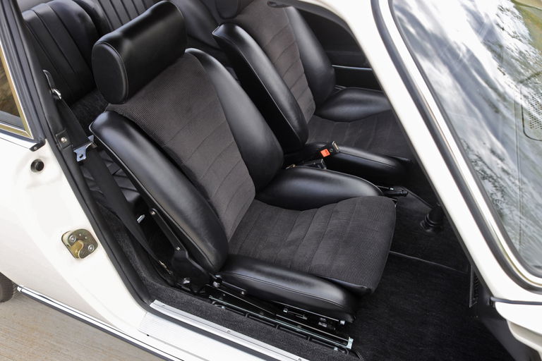 Porsche 911 S (F-Modell)