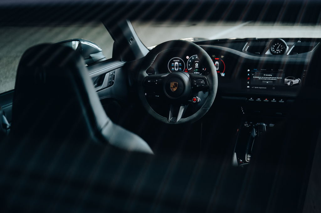 Porsche 992.2 Carrera 4 GTS