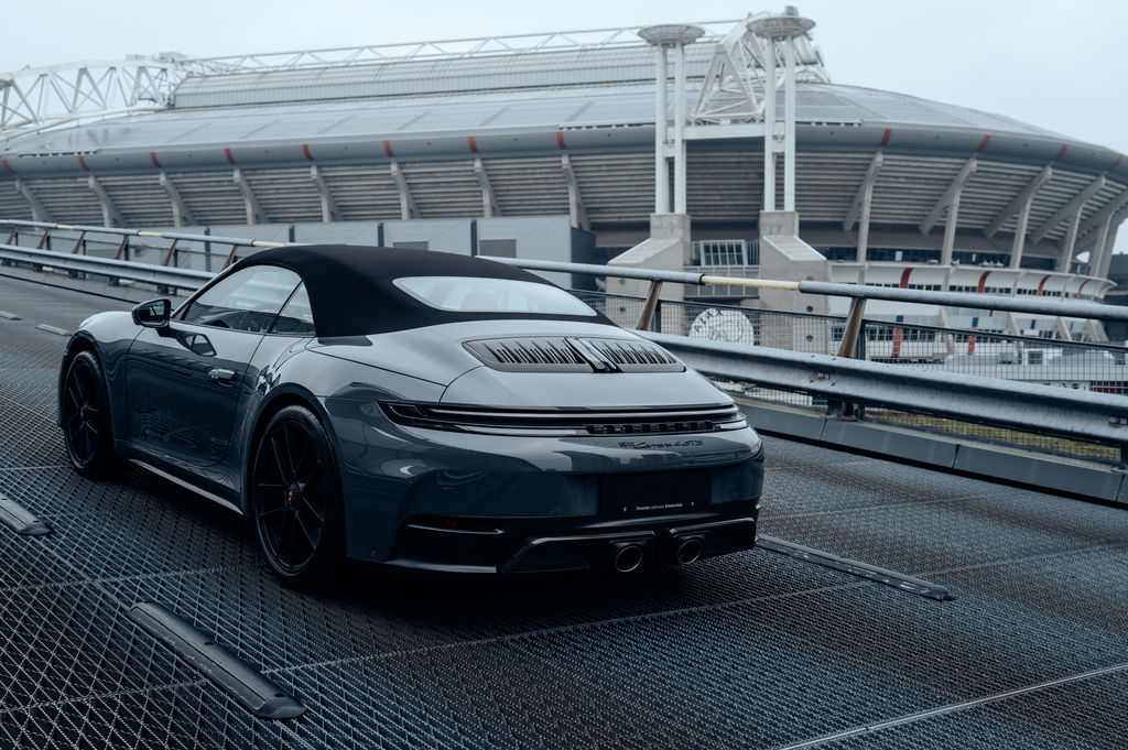 Porsche 992.2 Carrera 4 GTS