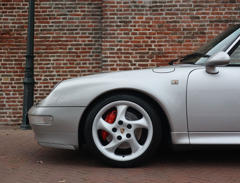 Porsche 993 Carrera 4S