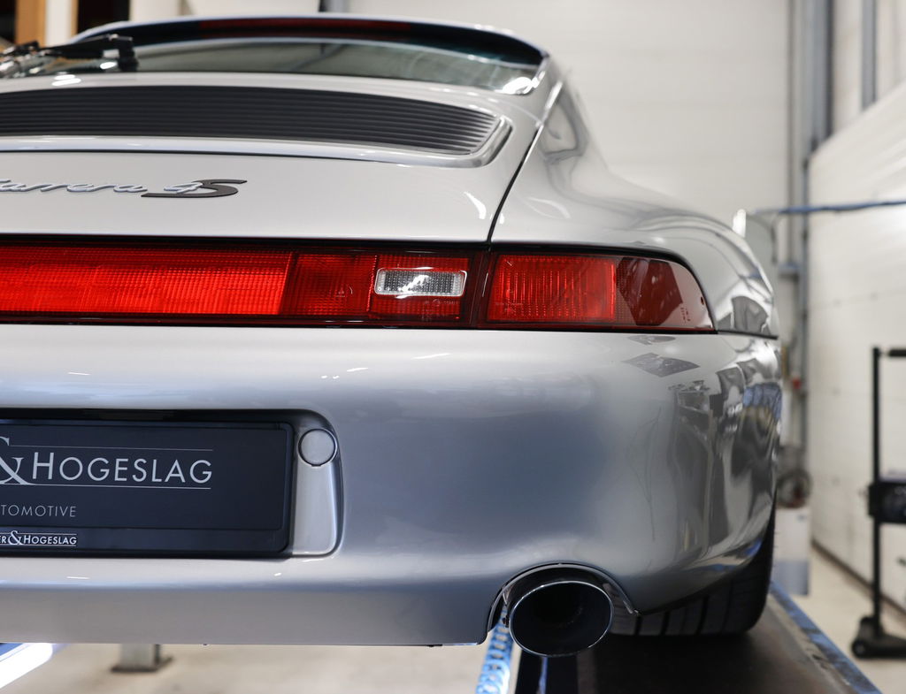 Porsche 993 Carrera 4S