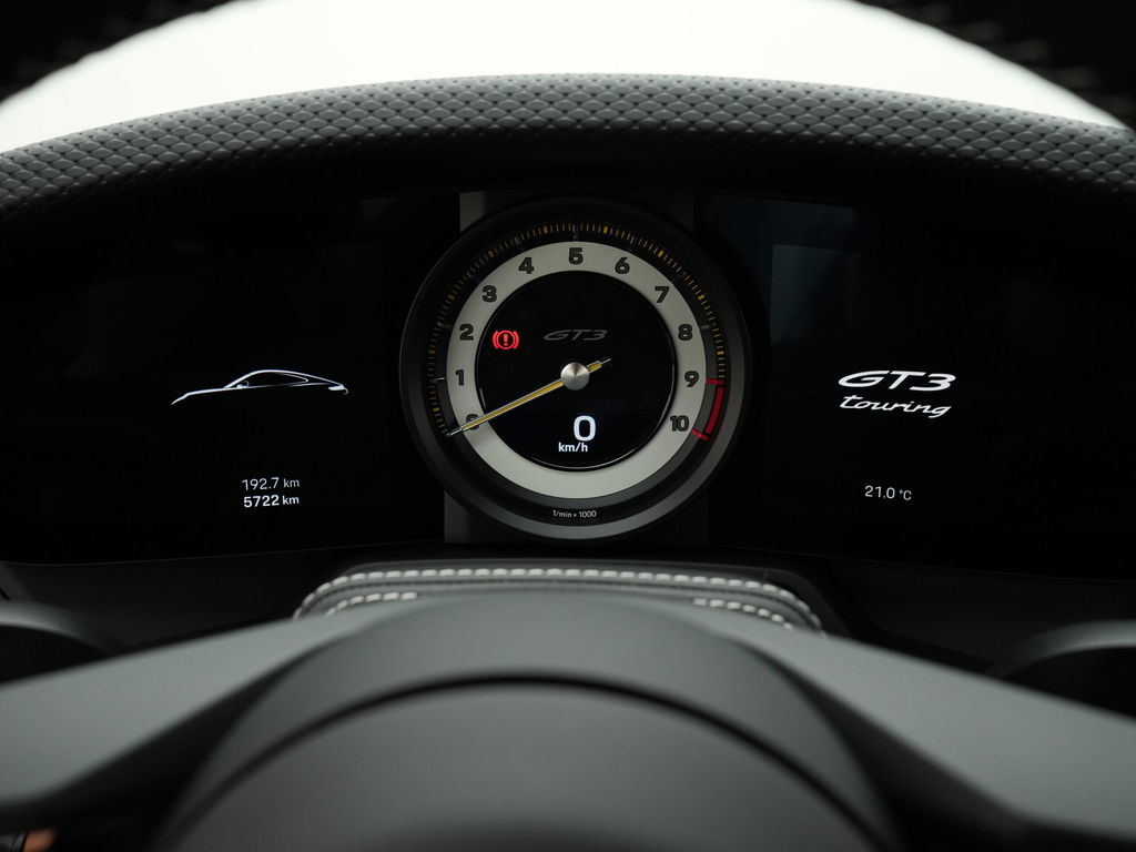 Porsche 992 GT3 Touring