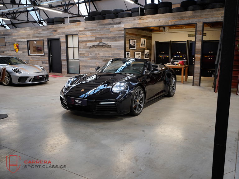 Porsche 992 Carrera