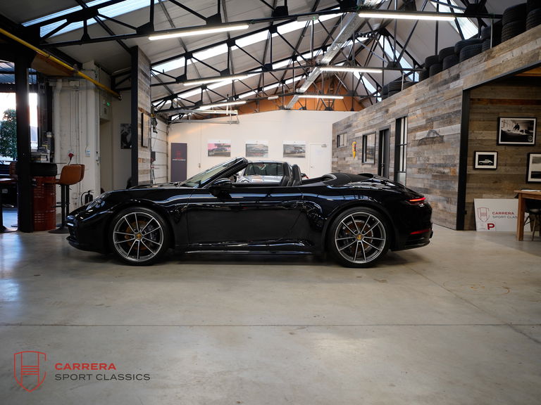 Porsche 992 Carrera