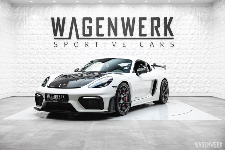 Porsche 718 Cayman GT4 RS