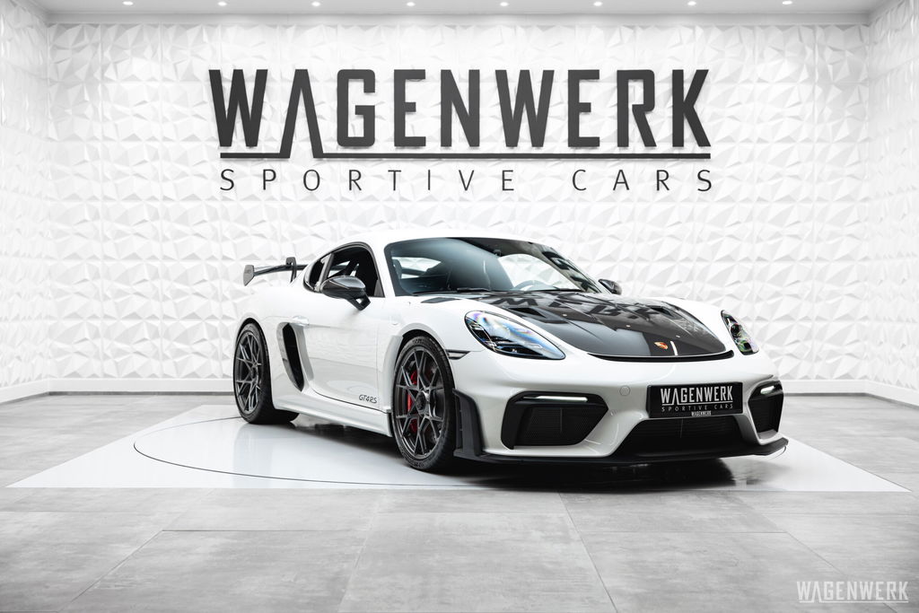 Porsche 718 Cayman GT4 RS