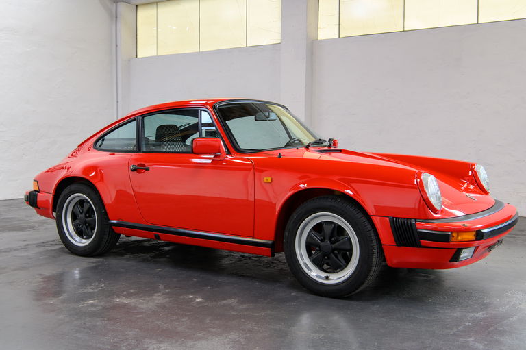 Porsche 911 Carrera 3.2