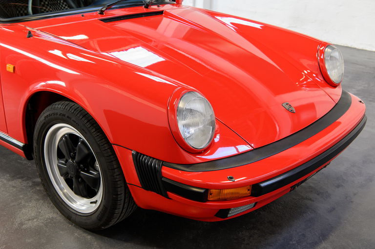 Porsche 911 Carrera 3.2