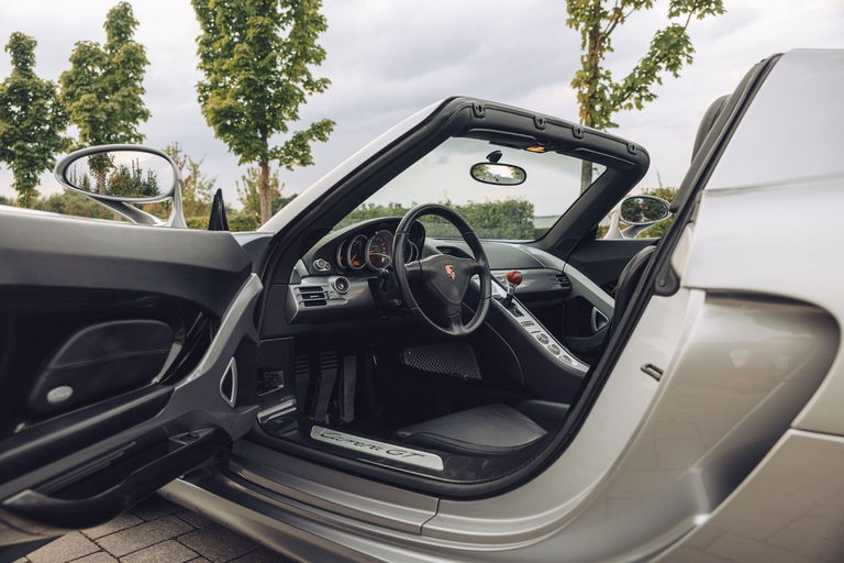 Porsche Carrera GT