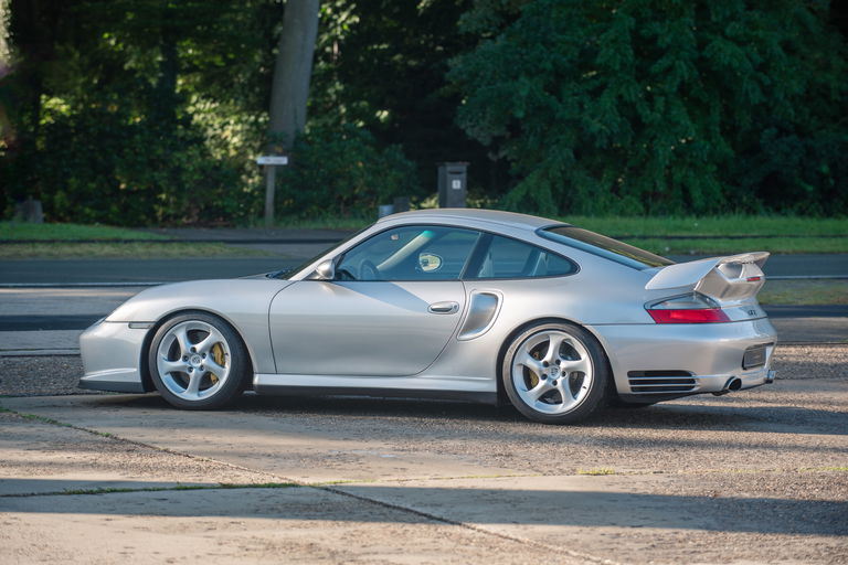 Porsche 996 GT2