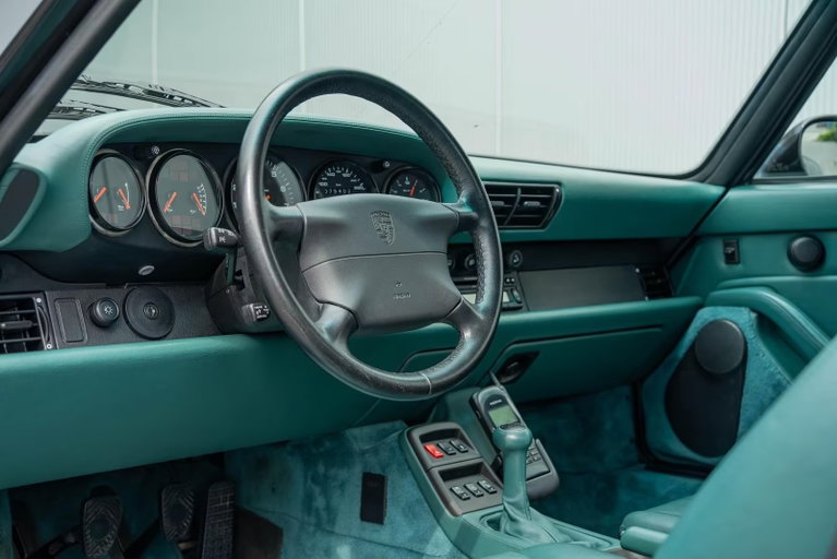 Porsche 993 Carrera 4S