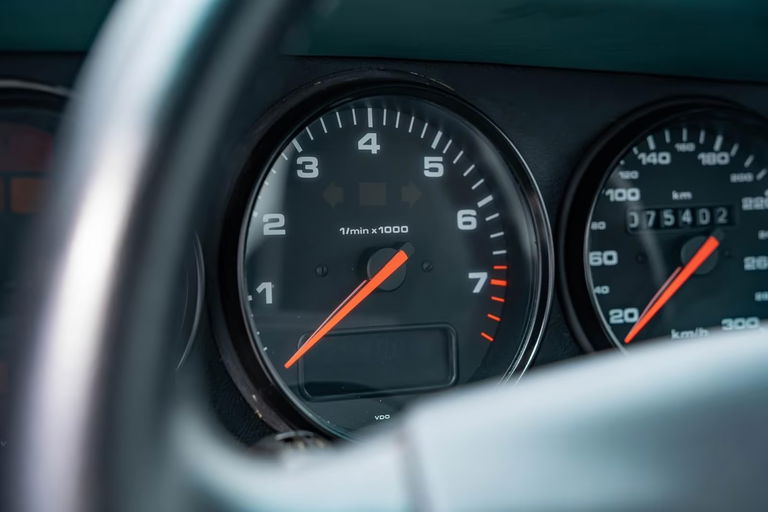 Porsche 993 Carrera 4S