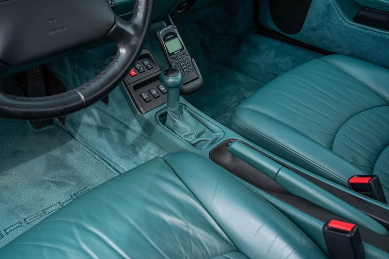 Porsche 993 Carrera 4S