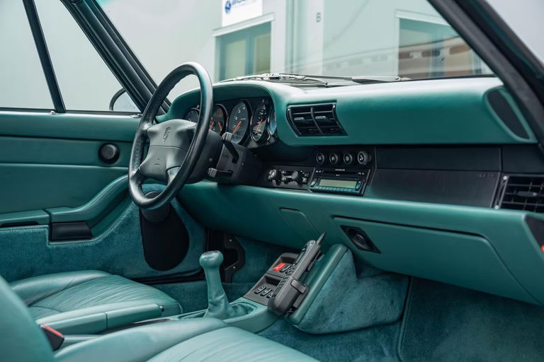 Porsche 993 Carrera 4S
