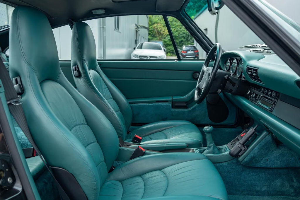 Porsche 993 Carrera 4S