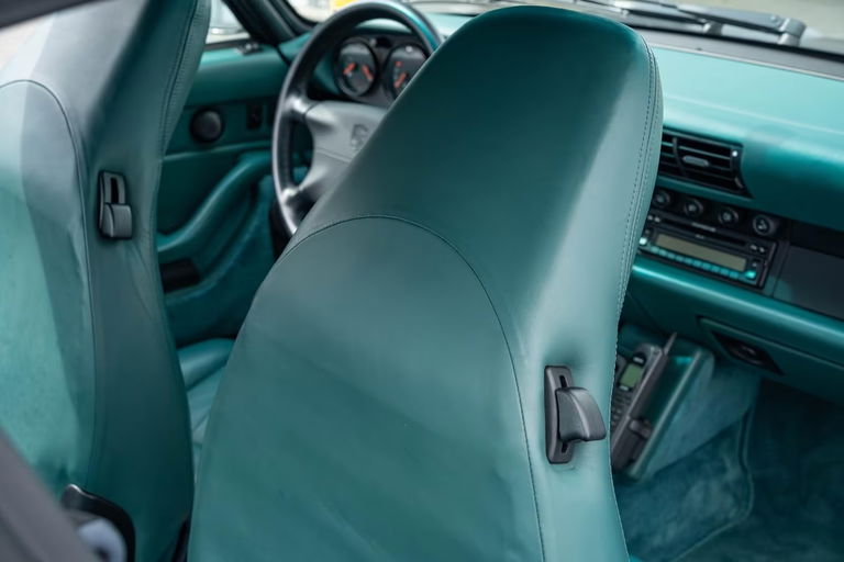 Porsche 993 Carrera 4S