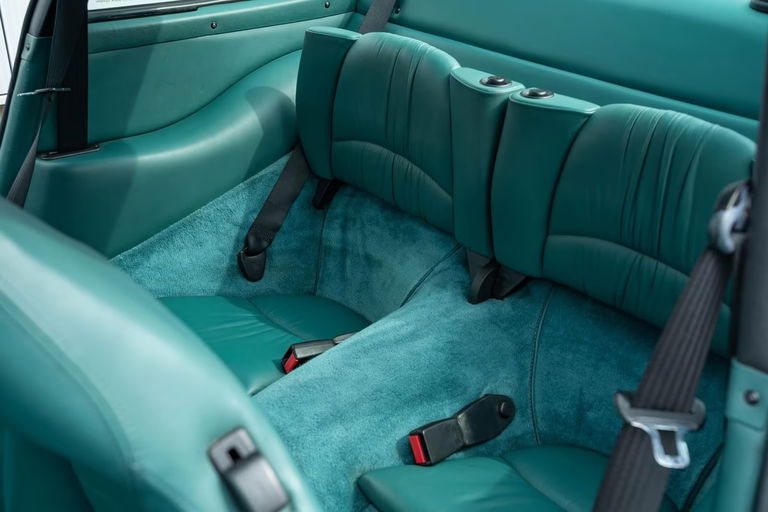 Porsche 993 Carrera 4S