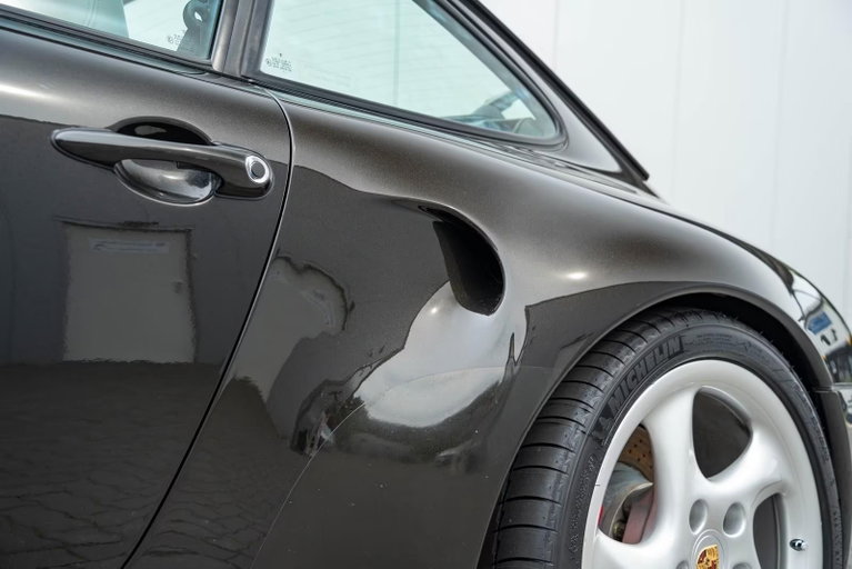 Porsche 993 Carrera 4S