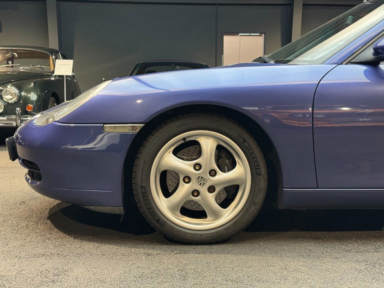 Porsche 996 Carrera
