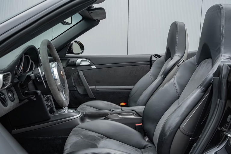 Porsche 997.2 Carrera GTS