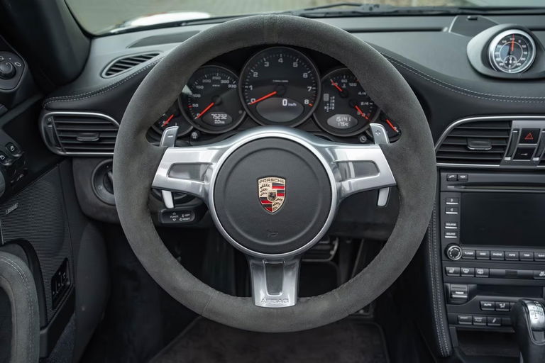 Porsche 997.2 Carrera GTS