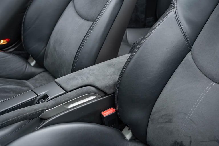 Porsche 997.2 Carrera GTS