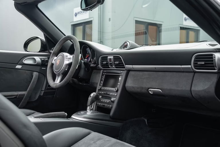 Porsche 997.2 Carrera GTS