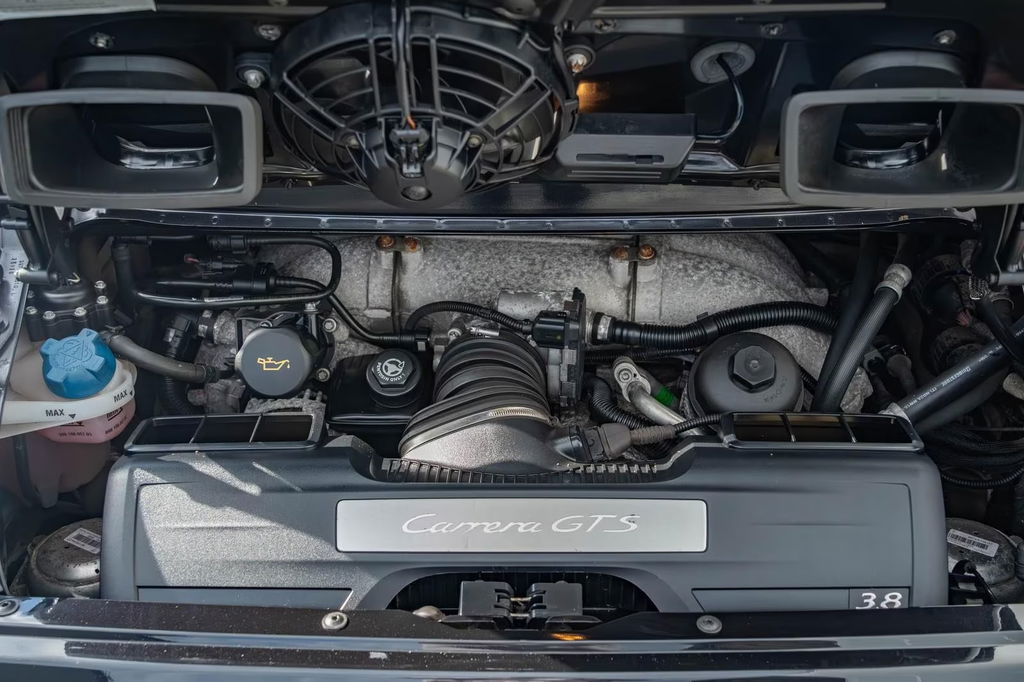 Porsche 997.2 Carrera GTS