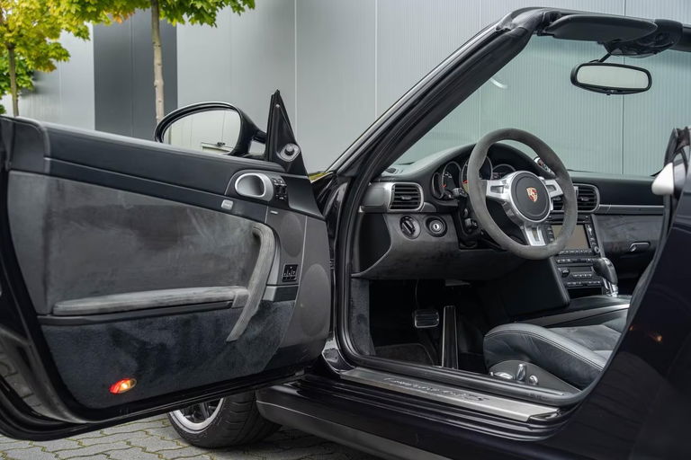 Porsche 997.2 Carrera GTS