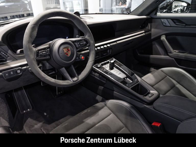 Porsche 992.2 Carrera 4 GTS