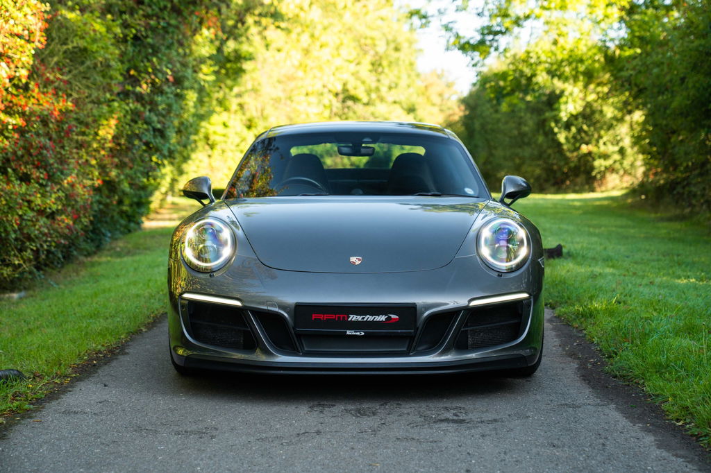 Porsche 991.2 Carrera 4 GTS