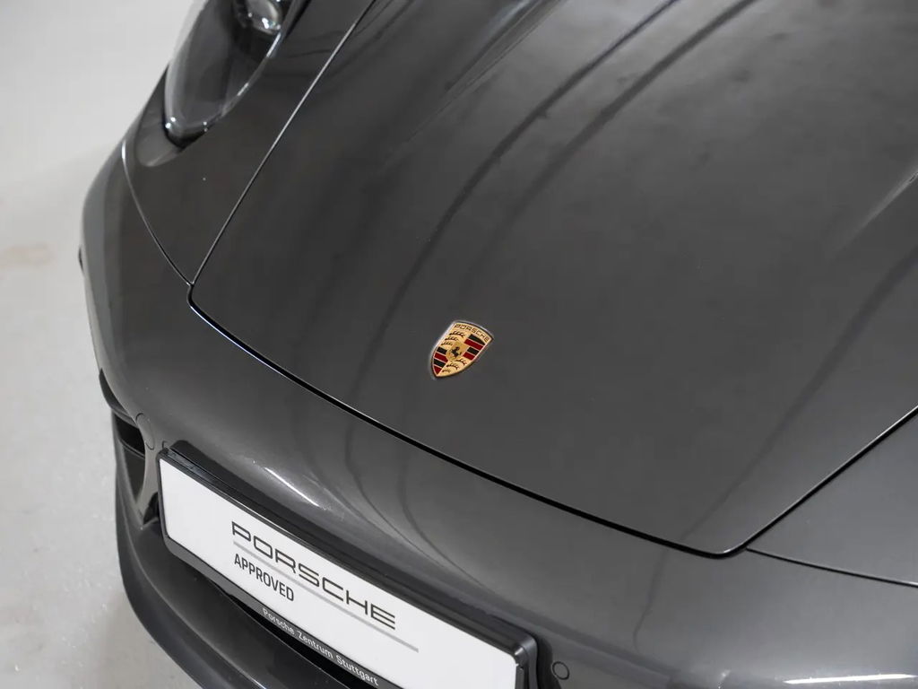 Porsche 992 Carrera GTS