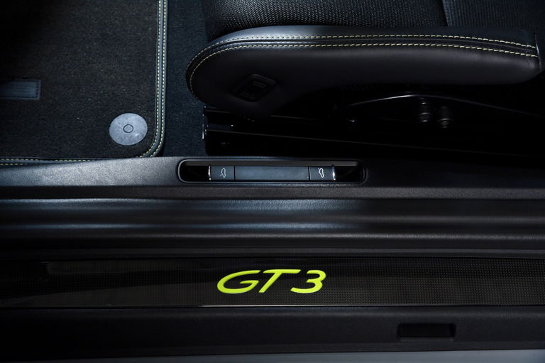 Porsche 991 GT3 Touring