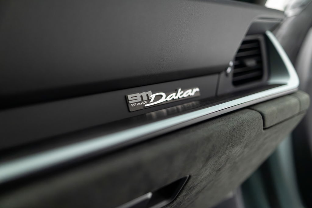 Porsche 911 Dakar