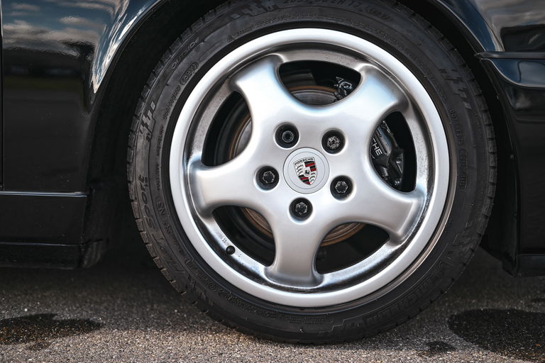 Porsche 964 Carrera 2