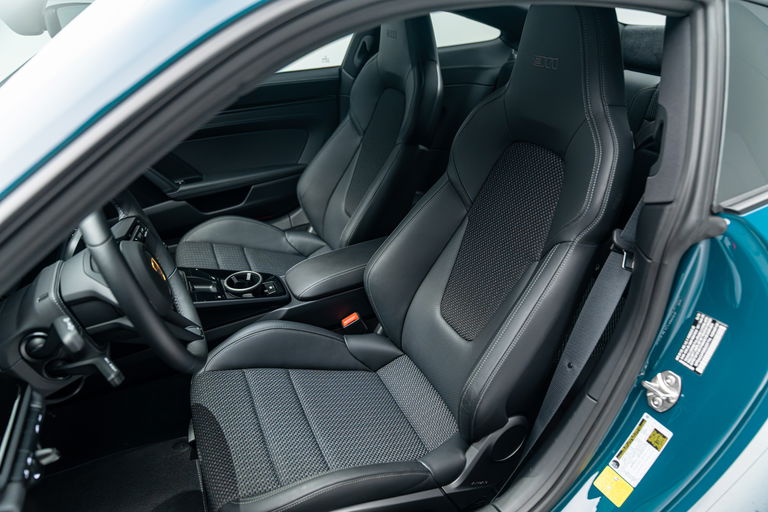 Porsche 992 Carrera T