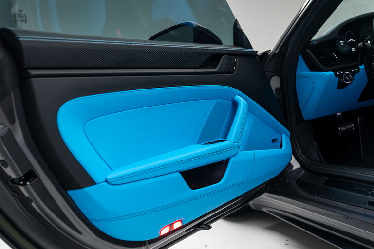 Porsche 992 GT3 Touring